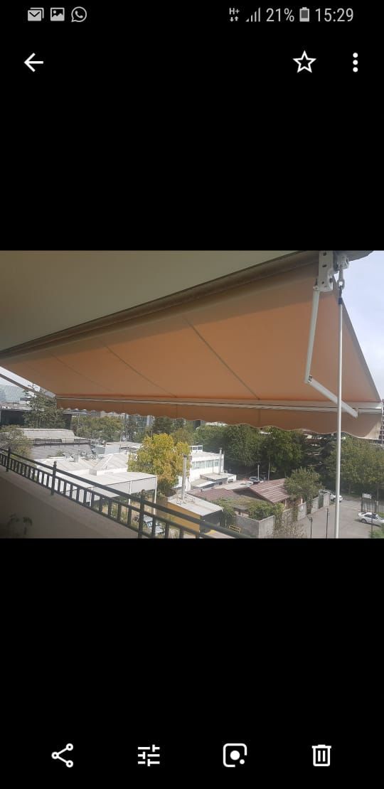 Toldo retráctil para terraza o patio exterior